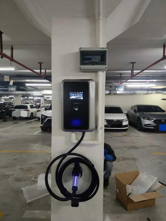 特斯拉家用充電樁 原裝與第三方如何選？